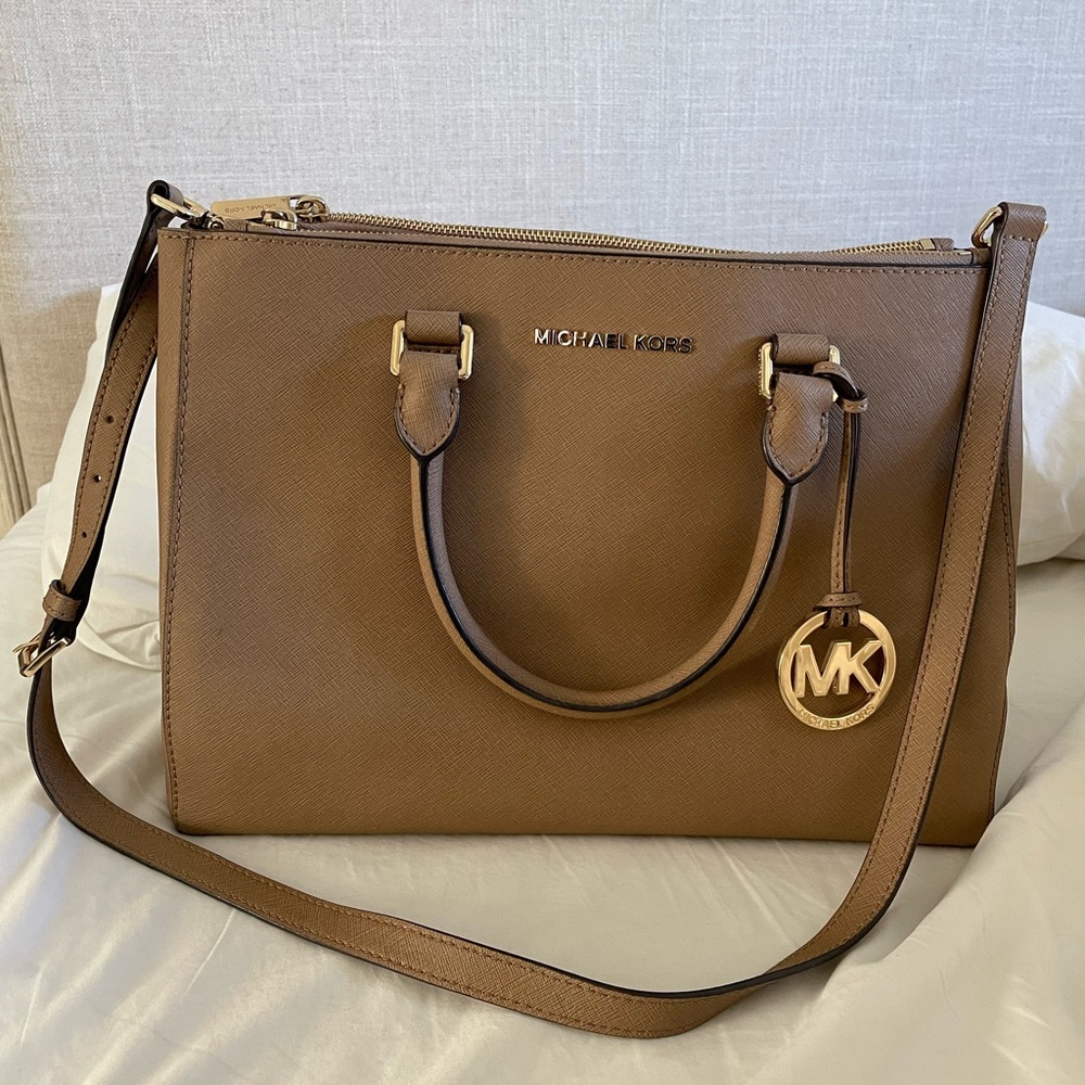 Michel Kors handbag